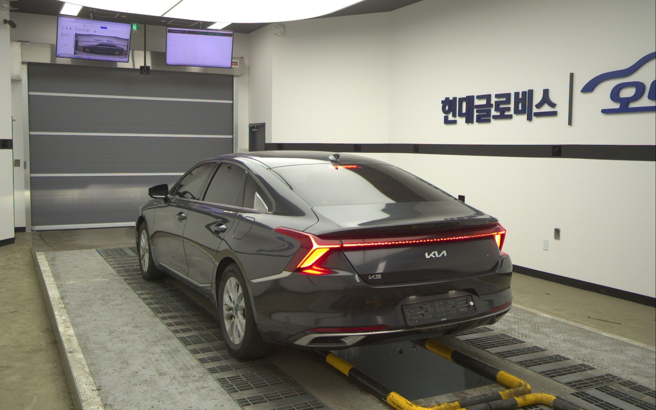2023 - kia k8