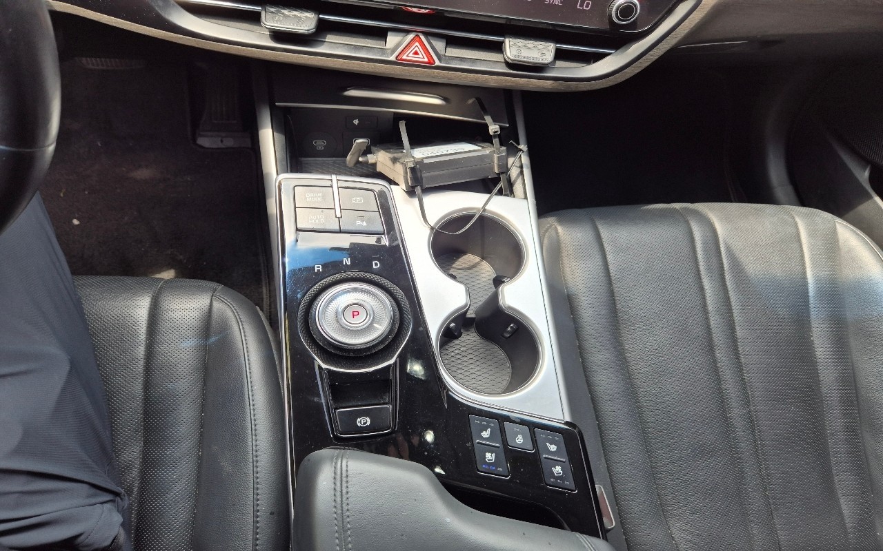 2023 - kia k8