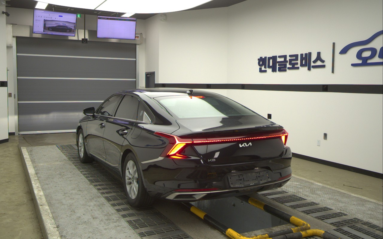 2023 - kia k8