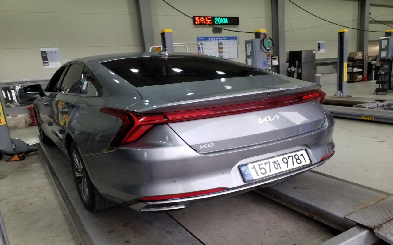 2022 - kia k8
