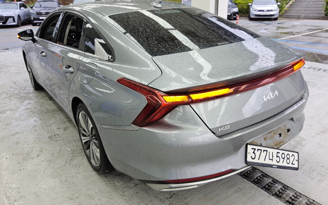 2023 - kia k8
