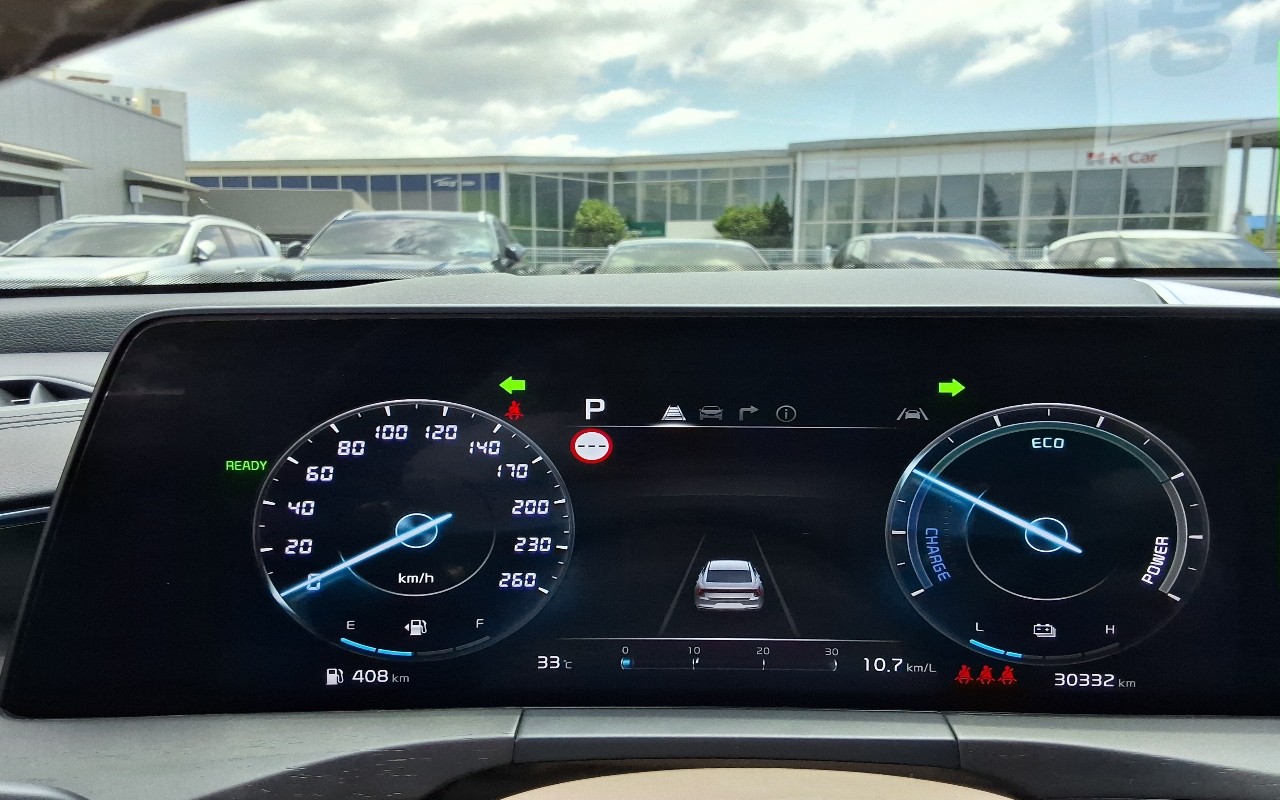 2023 - kia k8