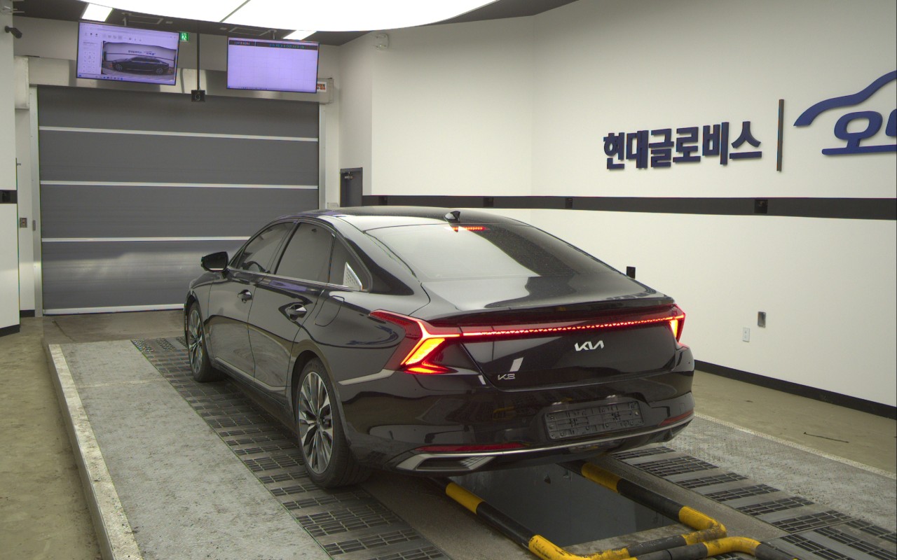 2022 - kia k8
