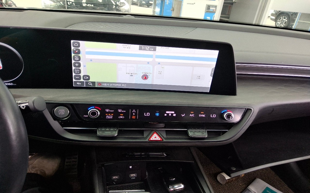 2022 - kia k8