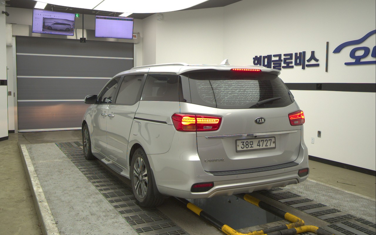2019 - kia carnival