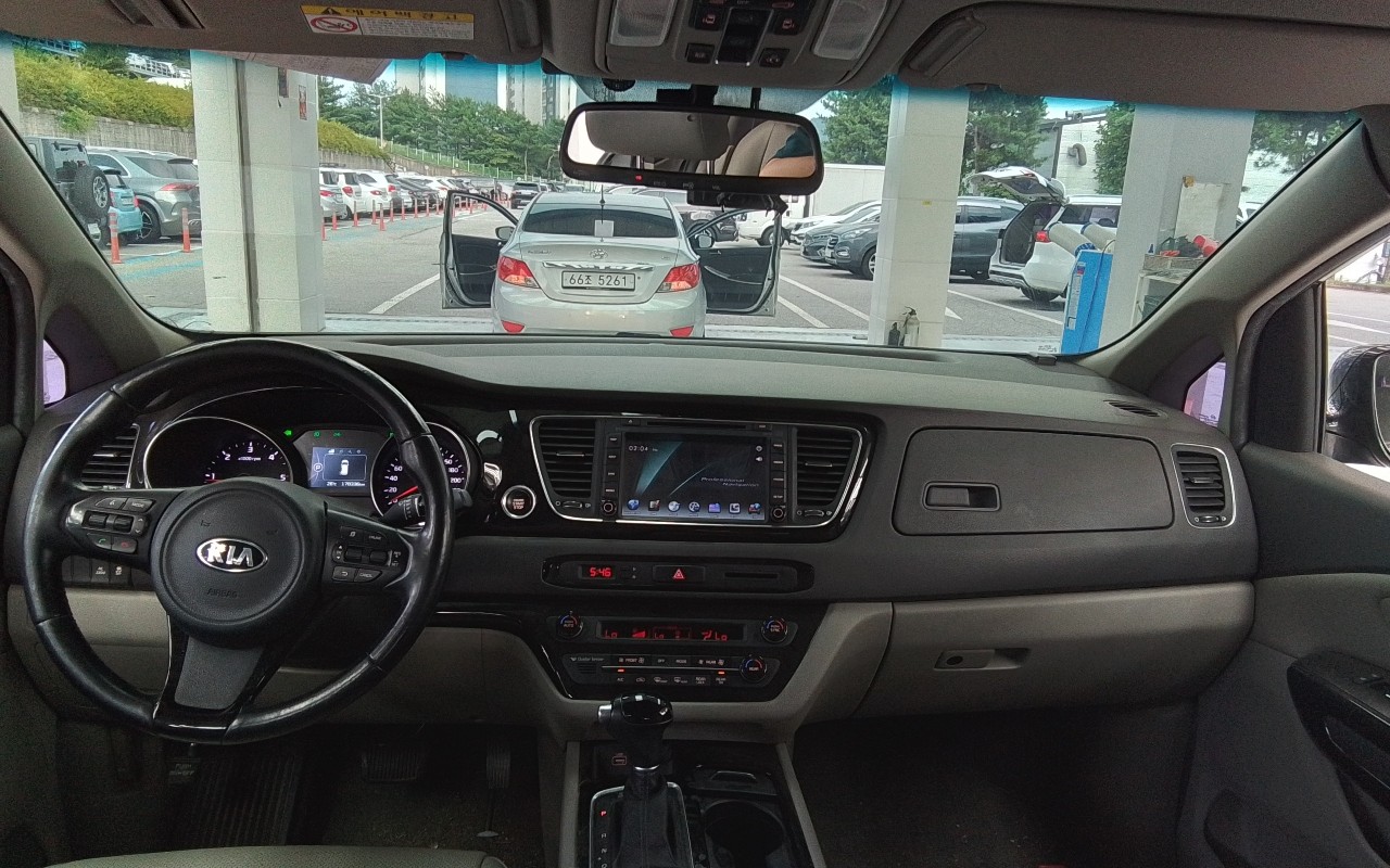 2015 - kia carnival