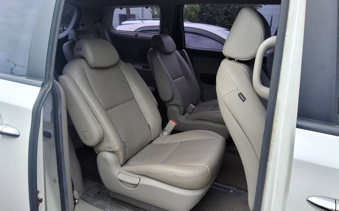 2016 - kia carnival