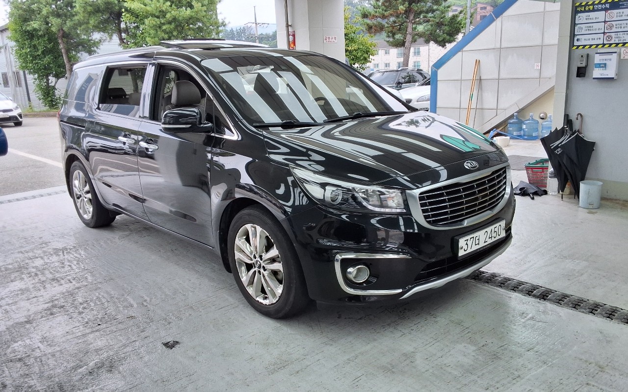 2015 - kia carnival