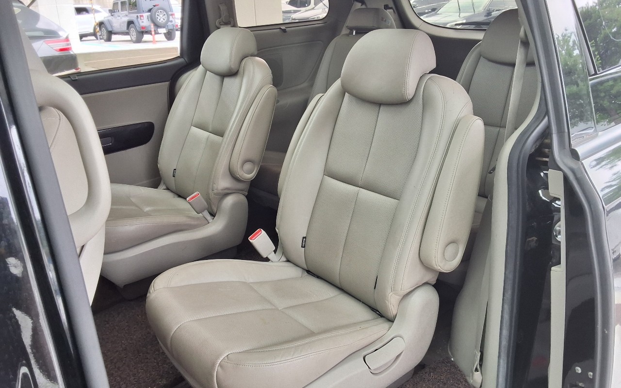 2015 - kia carnival