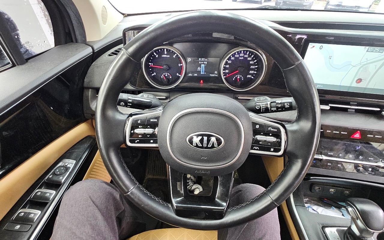 2021 - kia carnival
