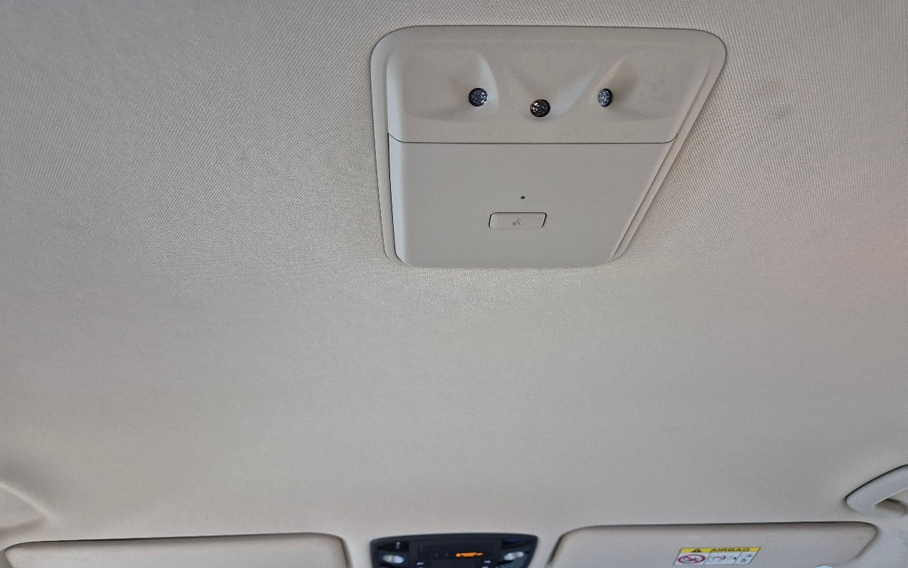 2022 - kia carnival