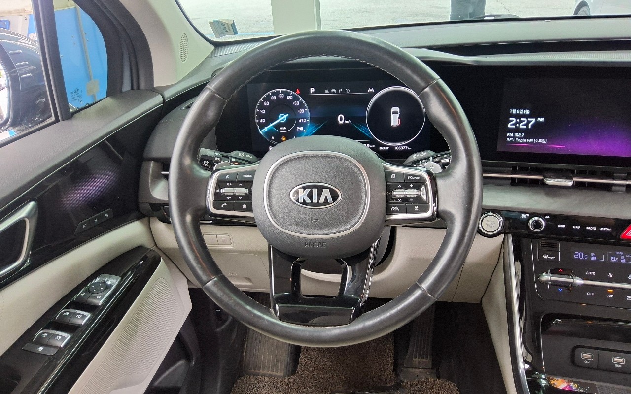 2021 - kia carnival