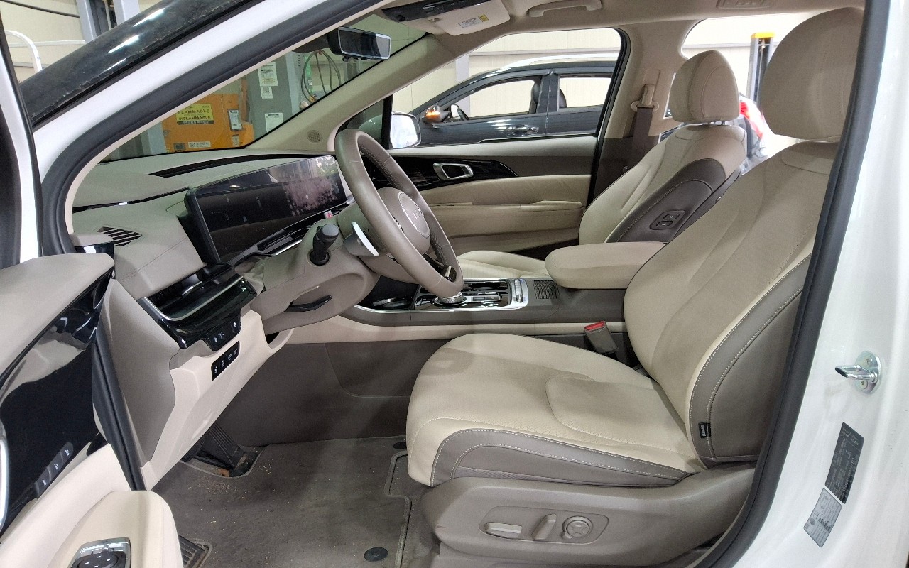 2024 - kia carnival