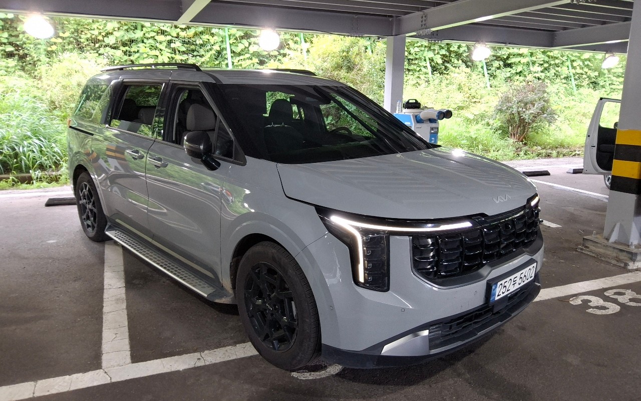 2024 - kia carnival