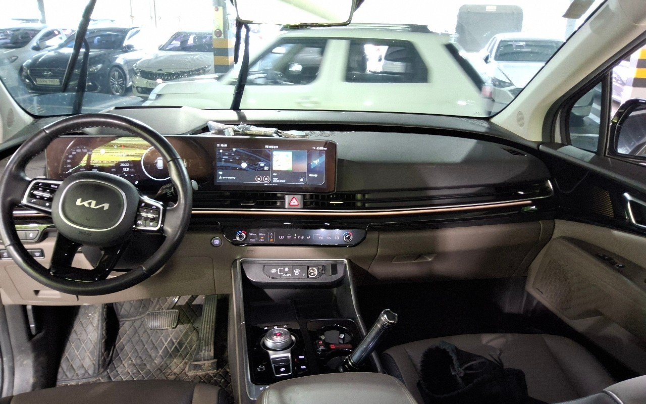 2024 - kia carnival