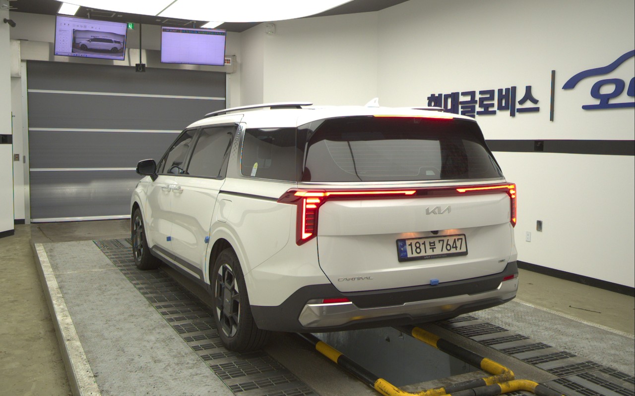 2025 - kia carnival