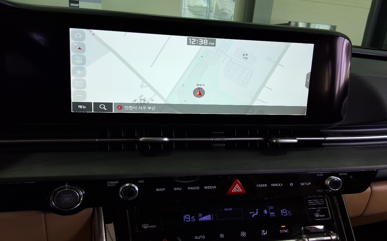 2021 - kia carnival