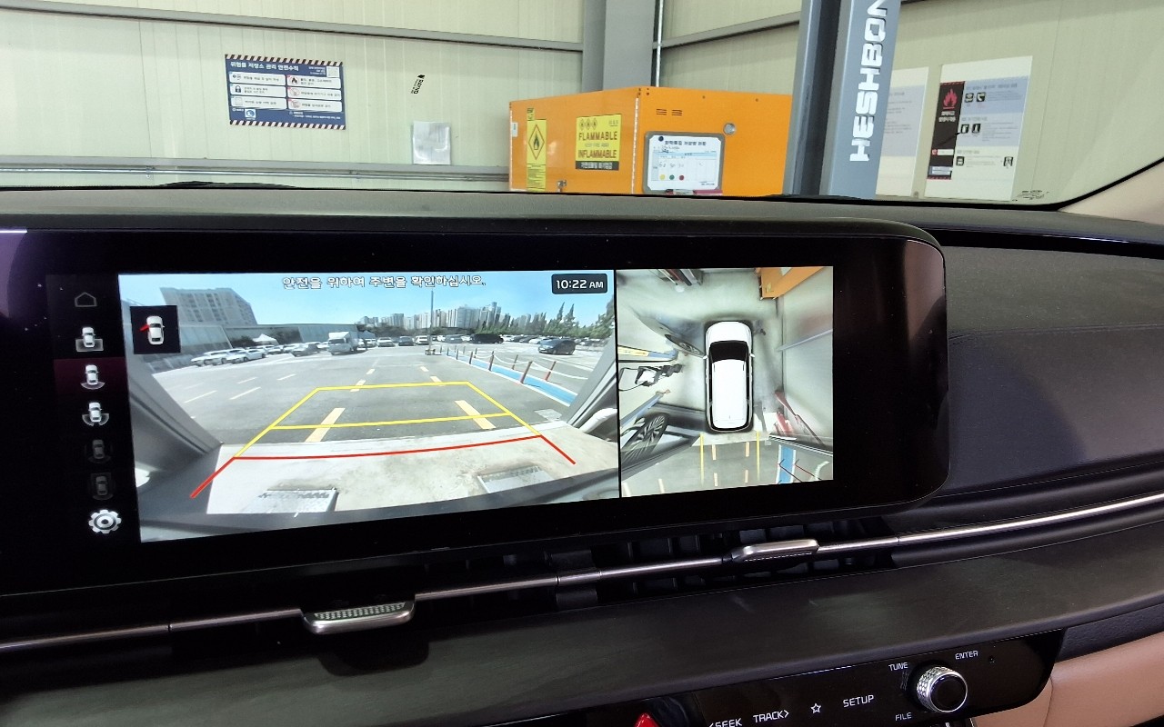 2021 - kia carnival