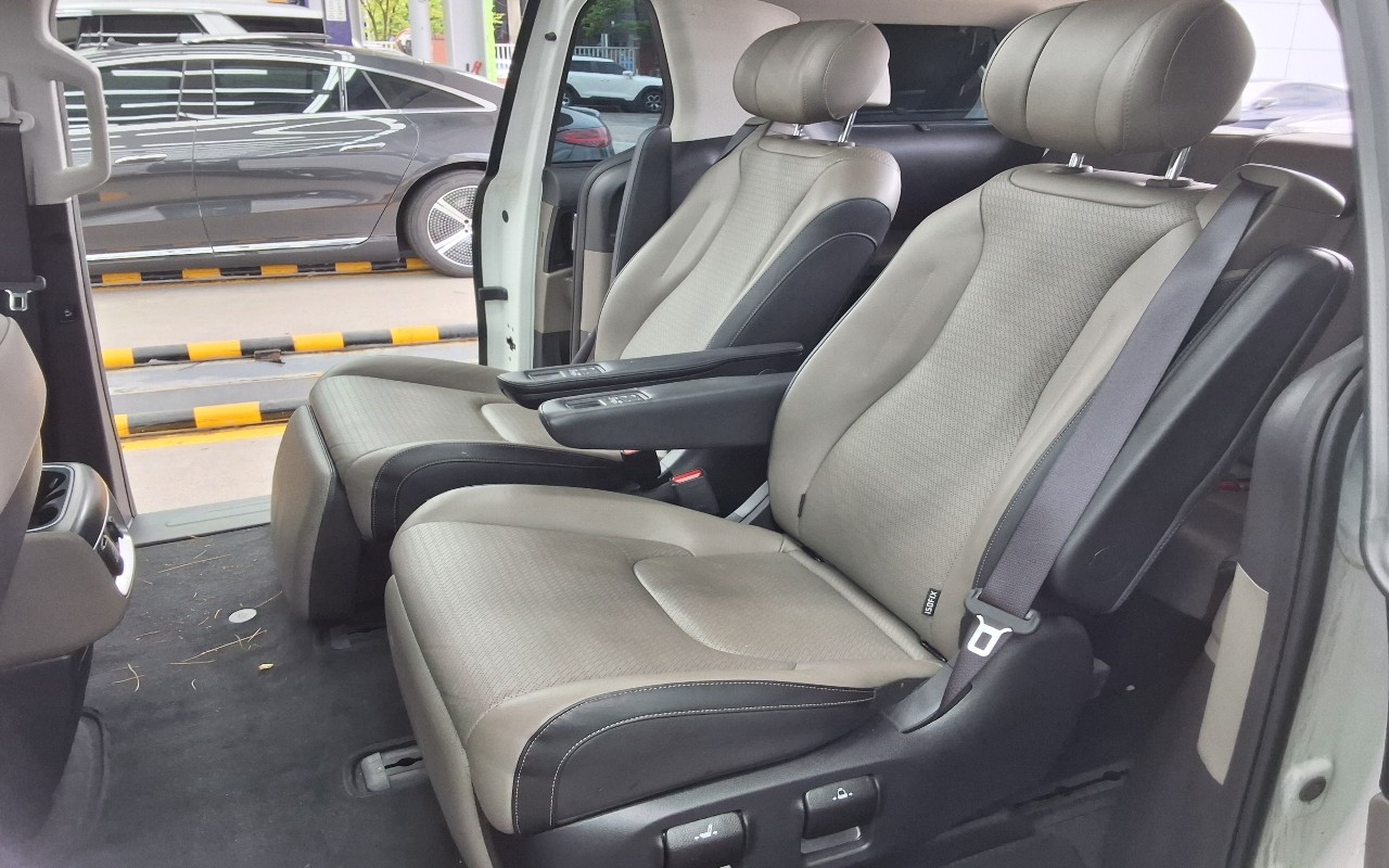 2025 - kia carnival