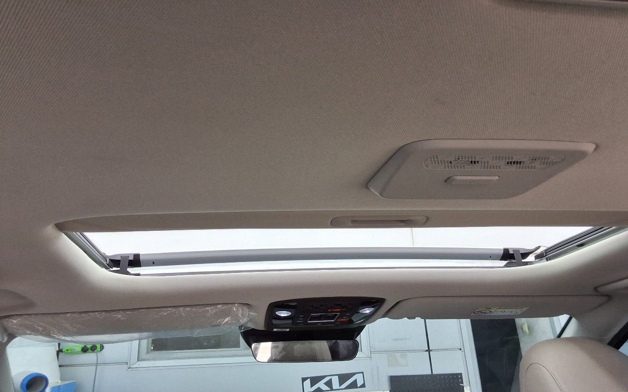 2025 - kia carnival