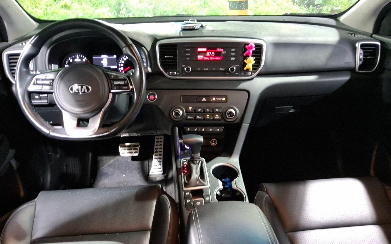 2022 - kia sportage