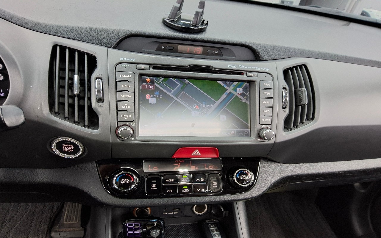 2011 - kia sportage