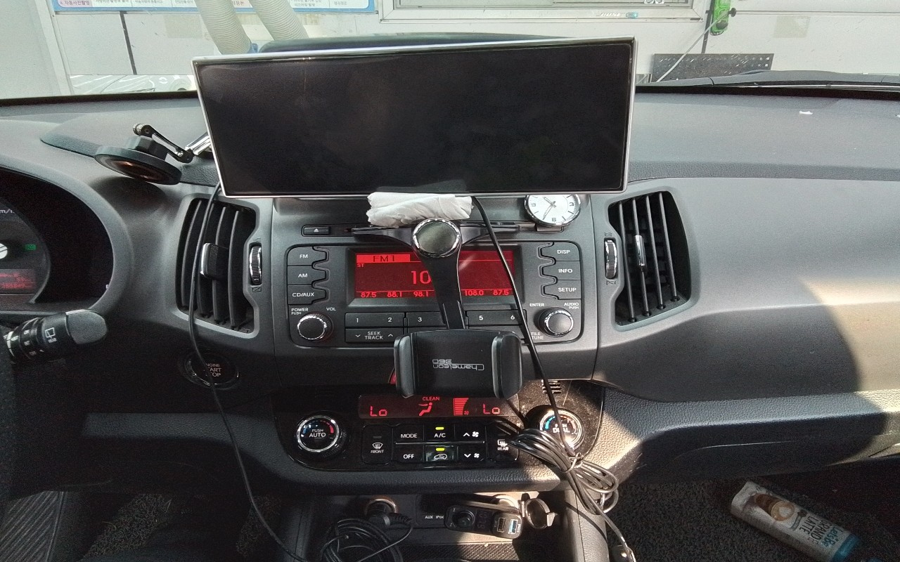 2011 - kia sportage