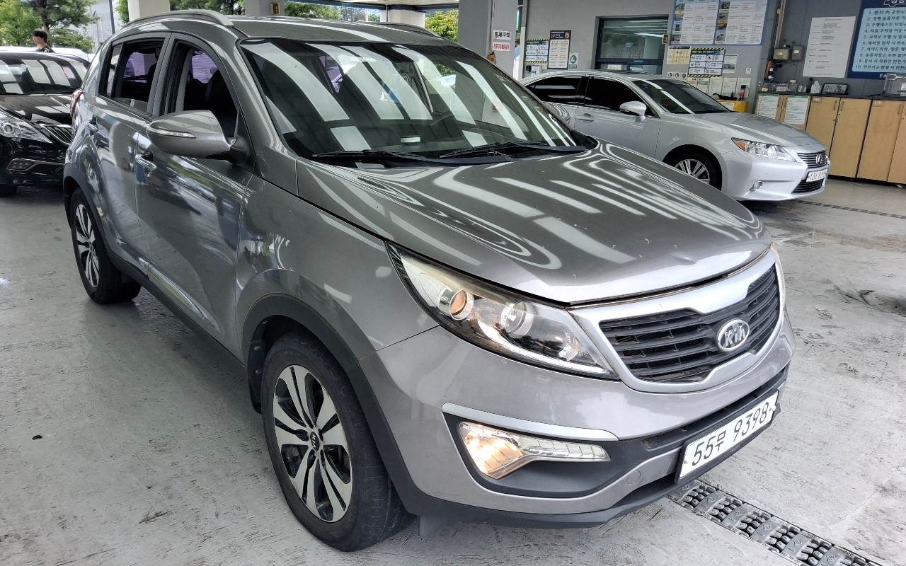 2012 - kia sportage