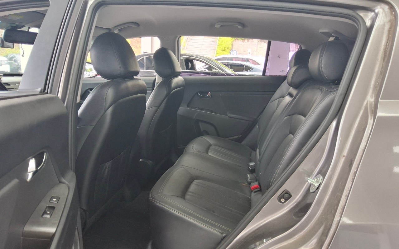 2012 - kia sportage