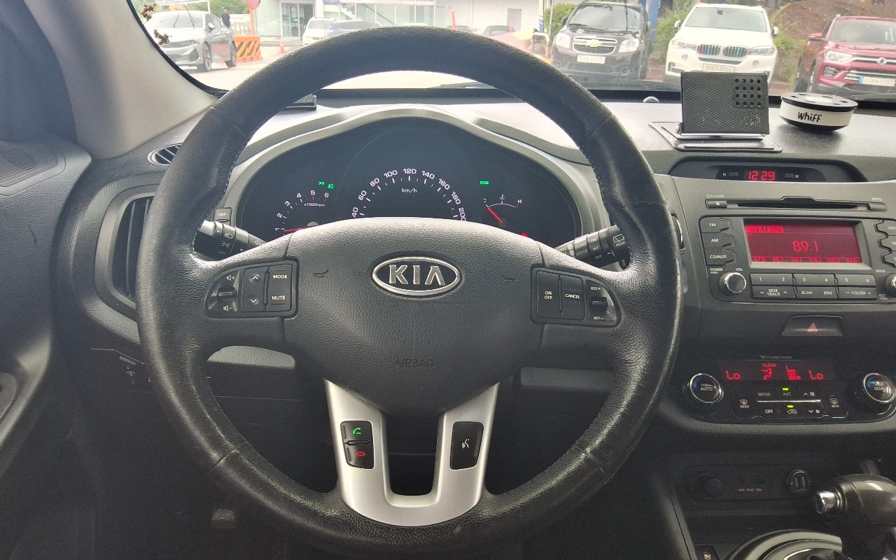 2012 - kia sportage