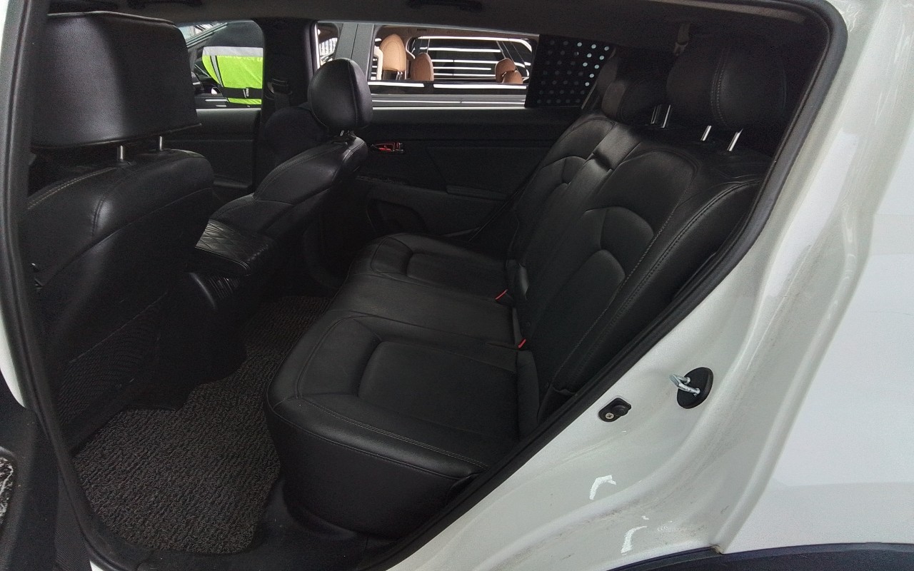 2014 - kia sportage r