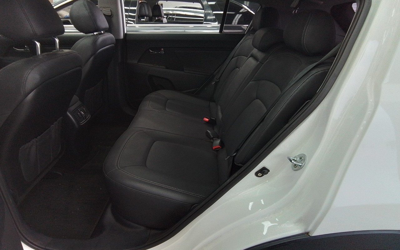 2014 - kia sportage r
