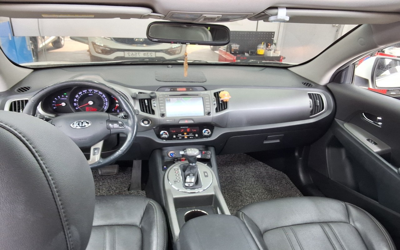 2014 - kia sportage r