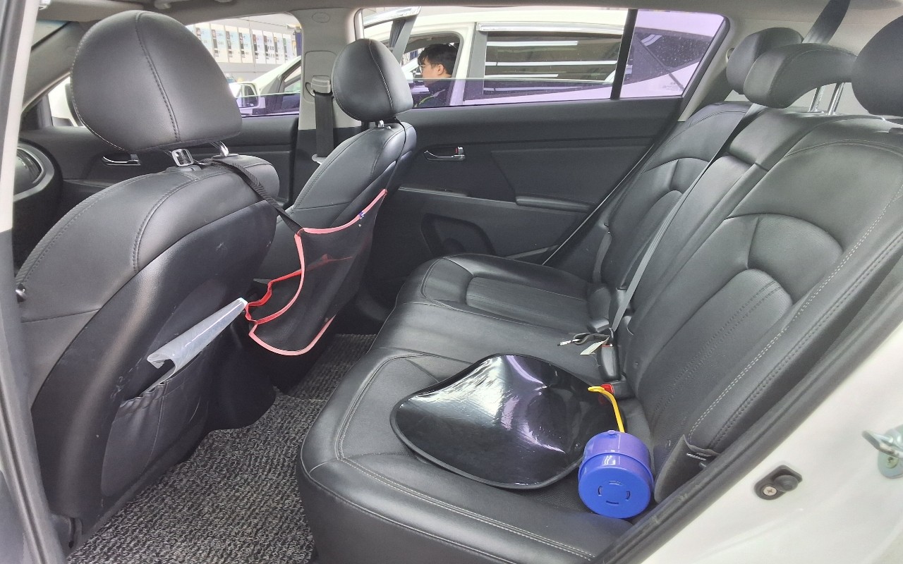 2014 - kia sportage r