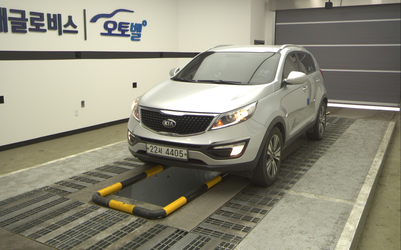 2014 - kia sportage r