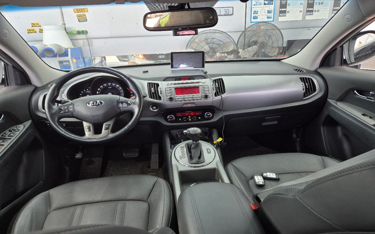 2014 - kia sportage r