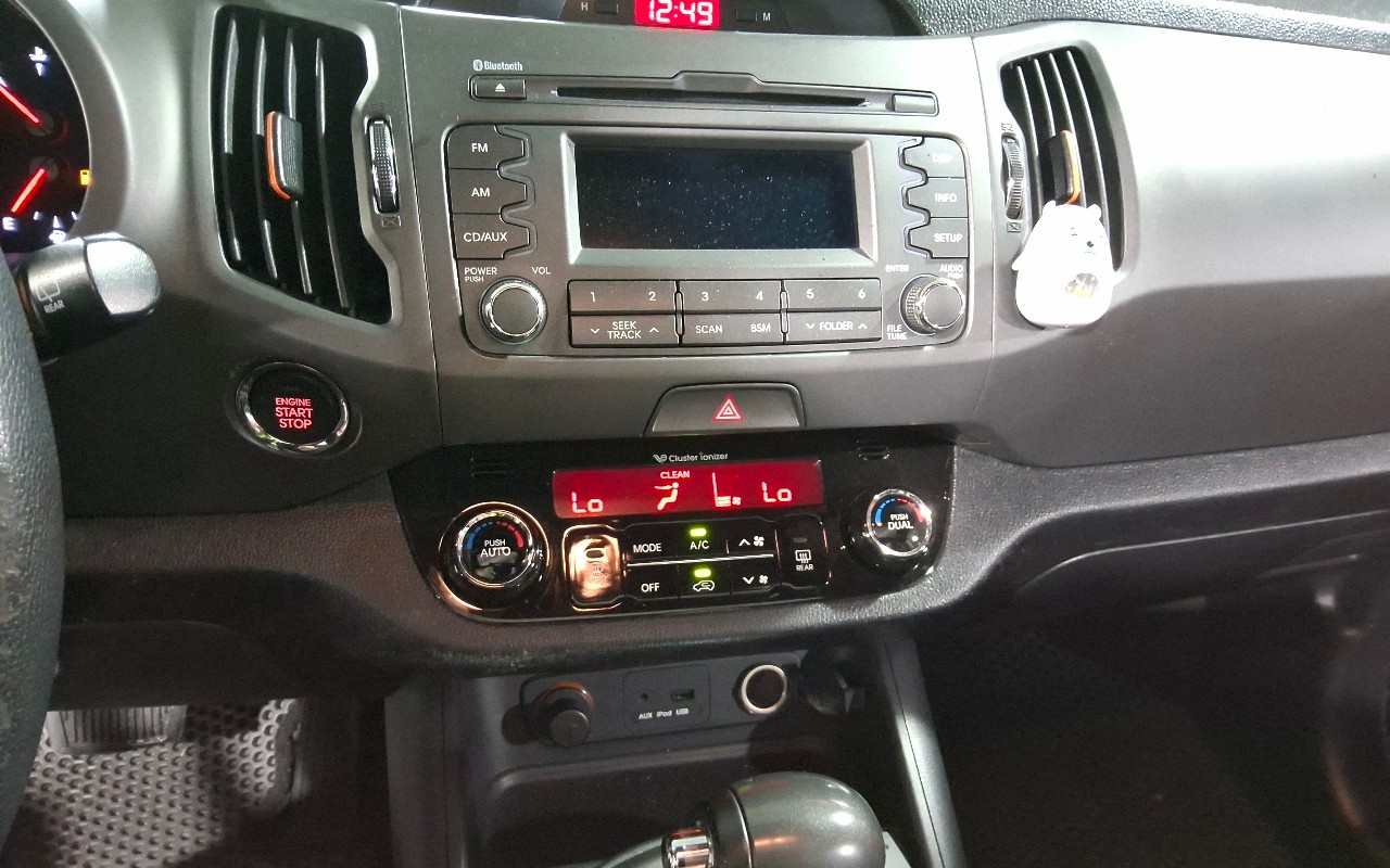 2012 - kia sportage