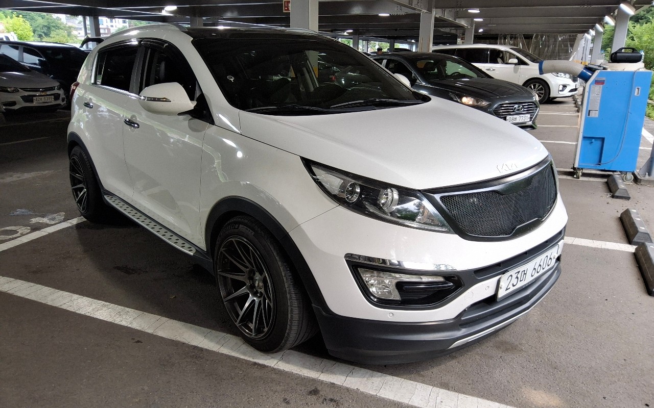 2014 - kia sportage r