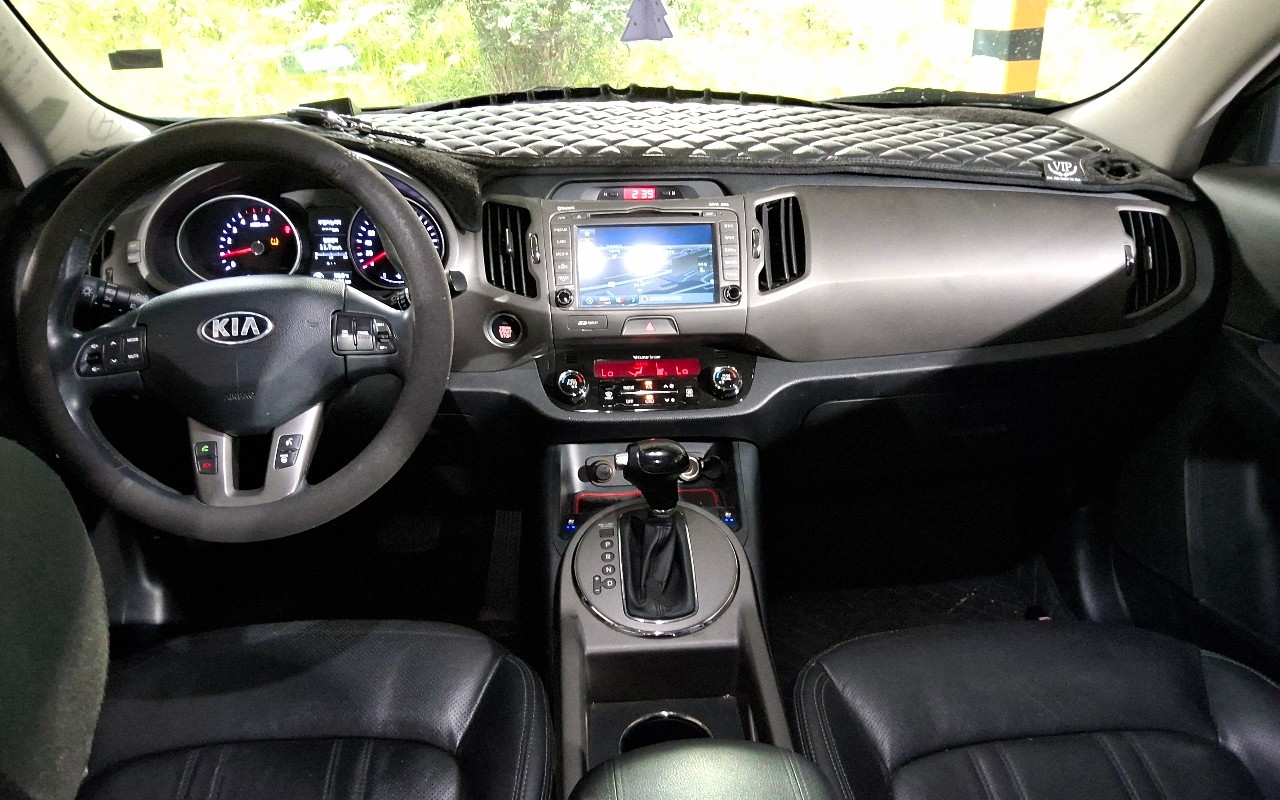 2014 - kia sportage r