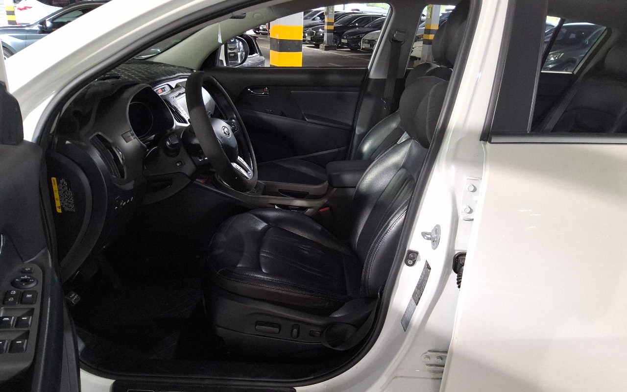 2014 - kia sportage r