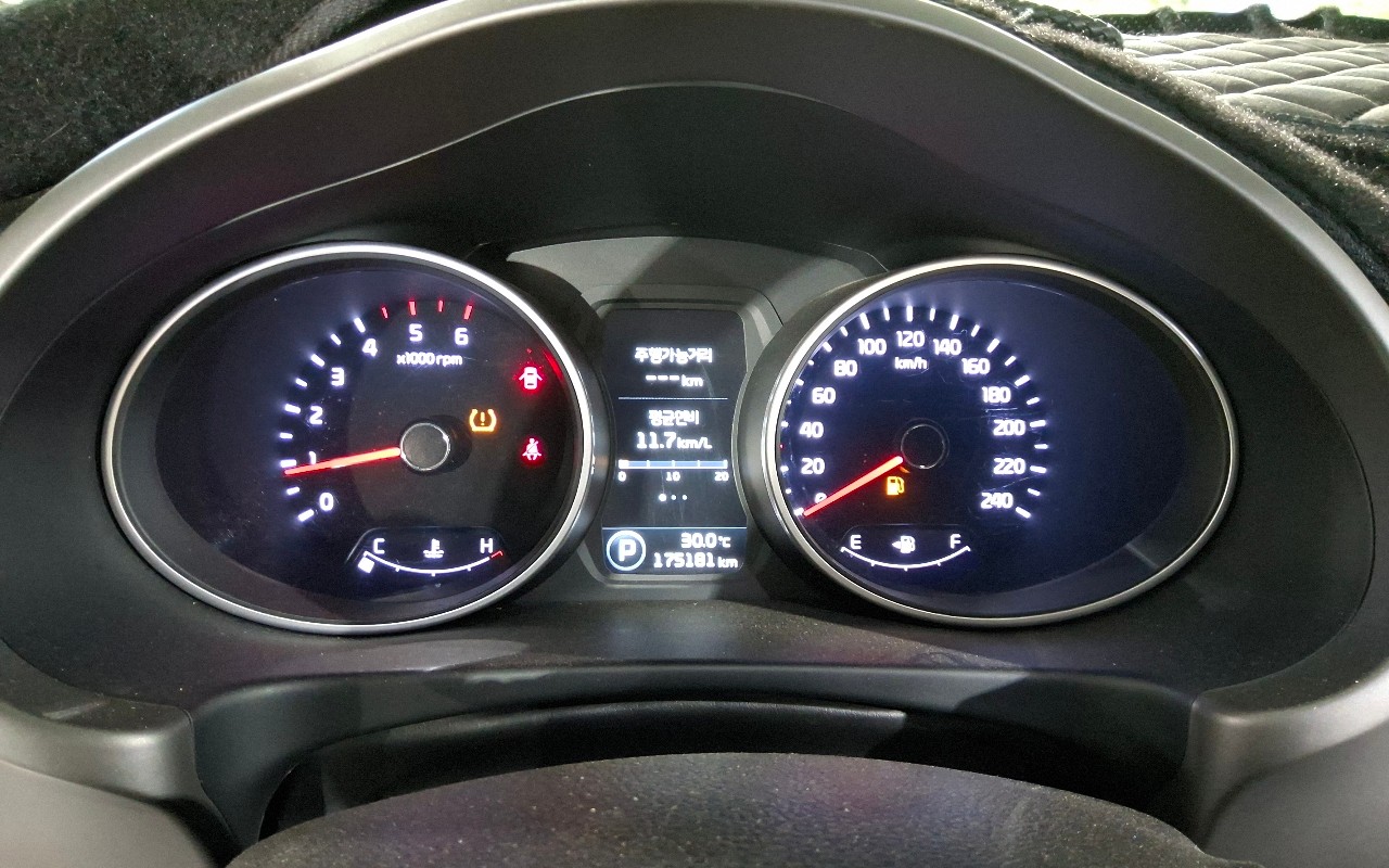 2014 - kia sportage r