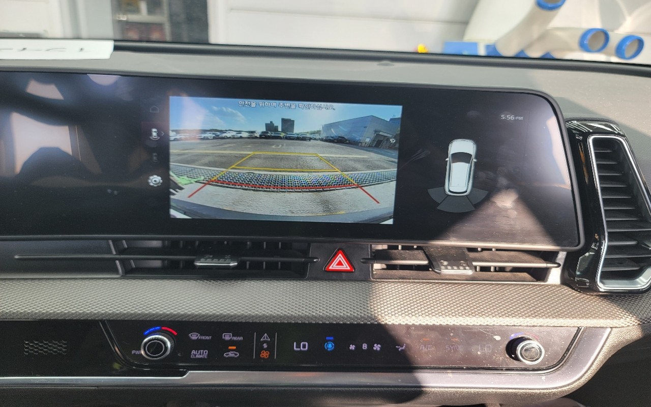 2022 - kia sportage