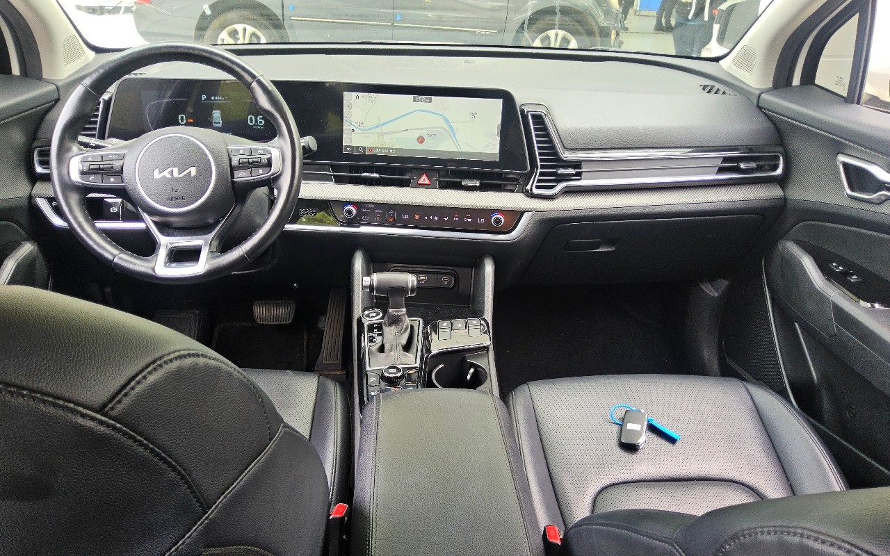 2022 - kia sportage