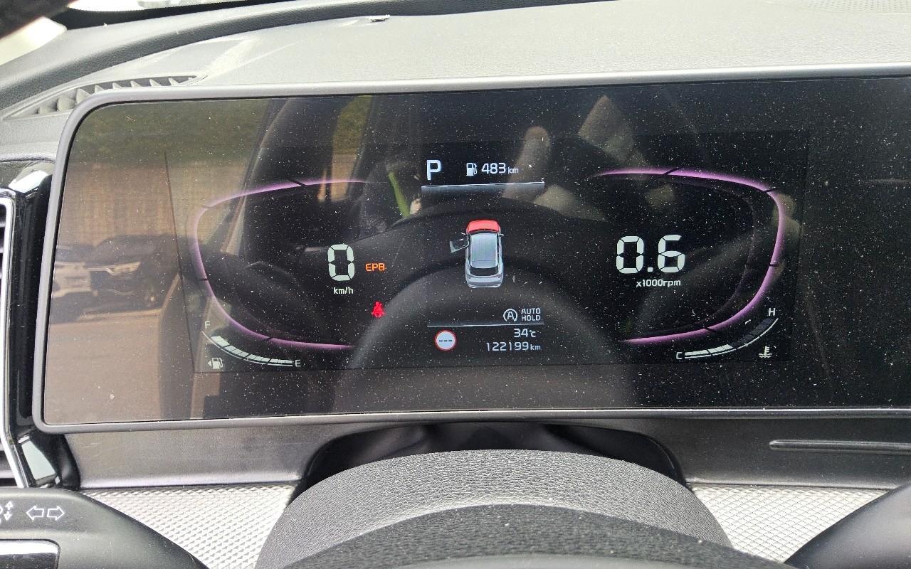 2022 - kia sportage