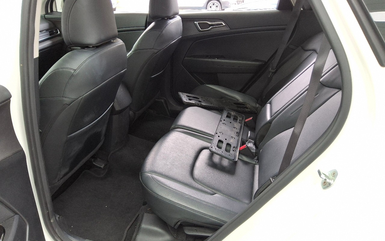 2022 - kia sportage