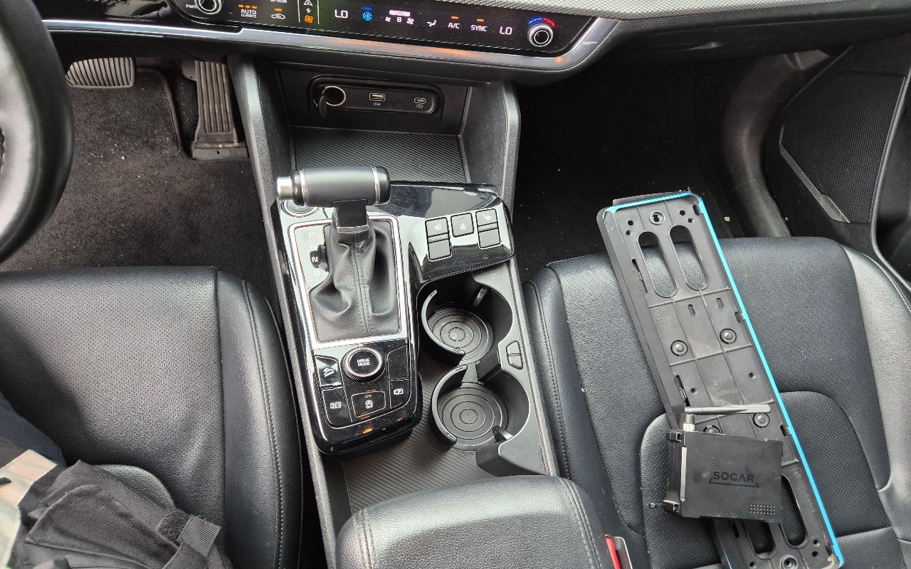 2023 - kia sportage