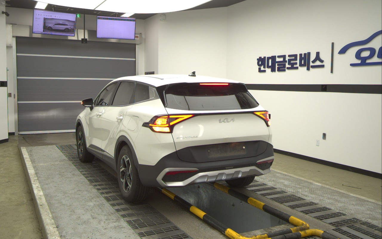2023 - kia sportage
