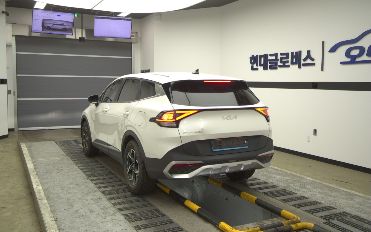 2023 - kia sportage