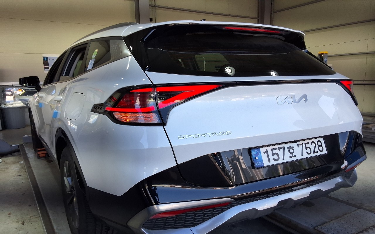 2022 - kia sportage