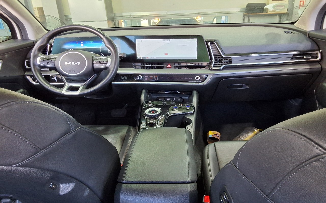 2022 - kia sportage